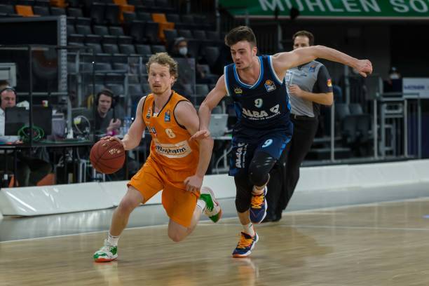 哲凯与队友 哲凯与队友