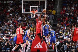 再次吸引全 再次吸引全