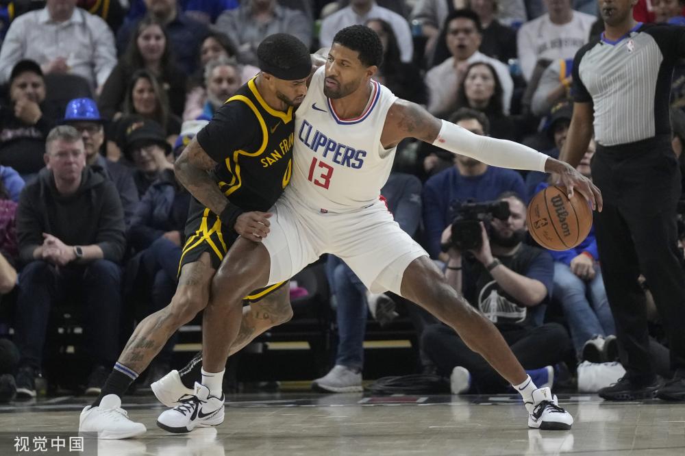 献无疑是使 献无疑是使